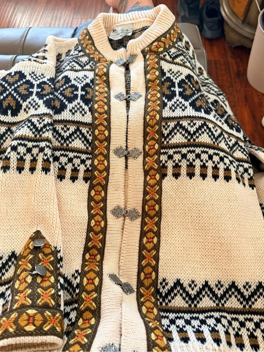 Game Cream Nordic-Patterned Wool Cardigan with Yellow Trim metal buttons